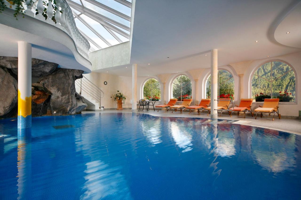 Hotel Kranebitt Val di Vizze Luaran gambar