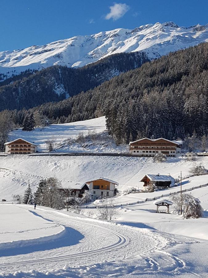 Hotel Kranebitt Val di Vizze Luaran gambar